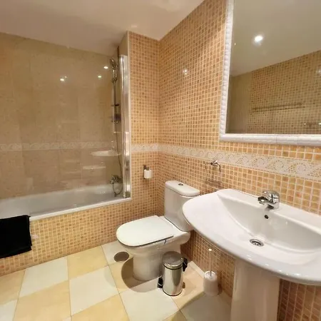 Magnifico Y Amplio Apartamento Con Terraza Fuengirola Exterior photo